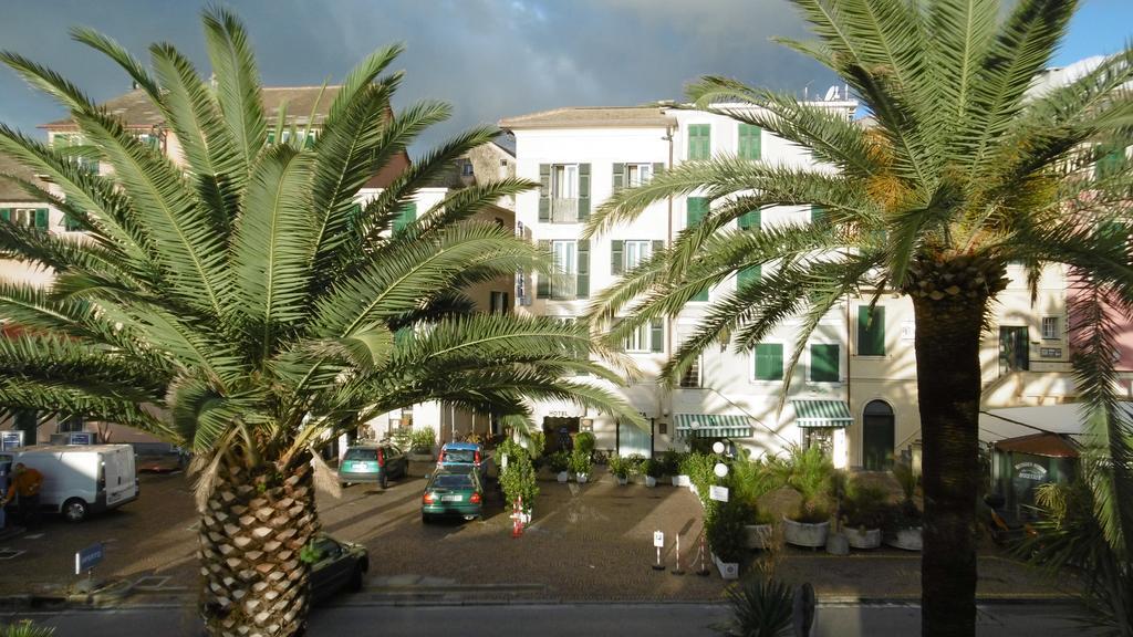 Hotel Riviera Arenzano Buitenkant foto