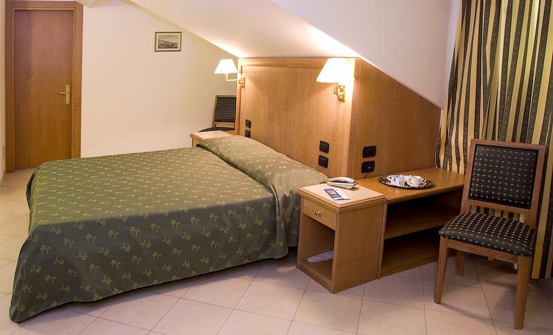 Hotel Riviera Arenzano Kamer foto