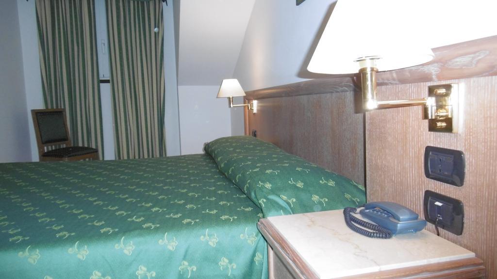 Hotel Riviera Arenzano Buitenkant foto